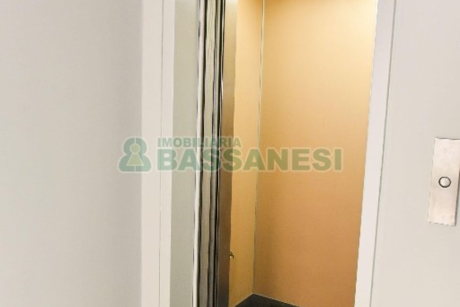 Loja com 2287m², no bairro Centro em Caxias do Sul para Alugar