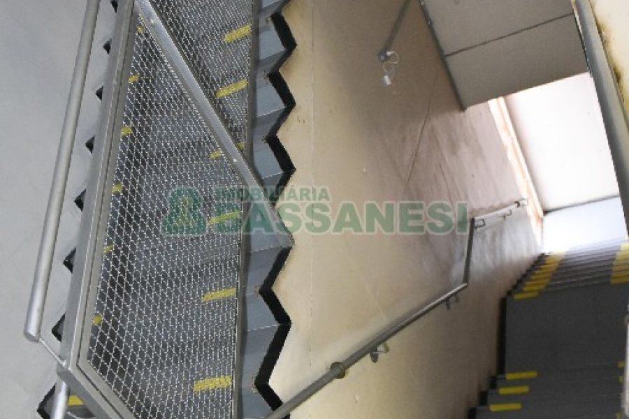 Loja com 2287m², no bairro Centro em Caxias do Sul para Alugar