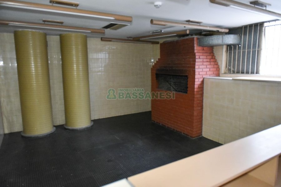 Loja com 2287m², no bairro Centro em Caxias do Sul para Alugar