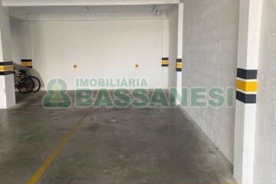Apartamento com 89m², 2 dormitórios, 2 vagas, no bairro Sanvitto em Caxias do Sul para Comprar