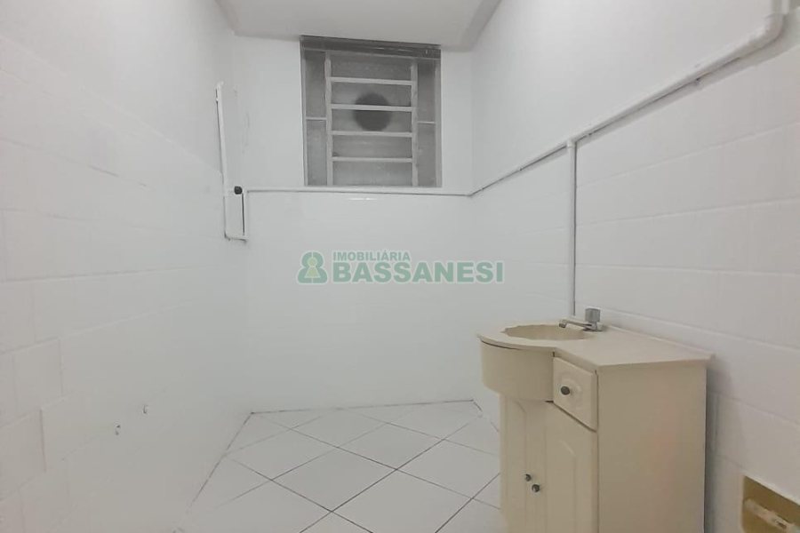 Casa Comercial com 200m², no bairro Centro em Caxias do Sul para Alugar