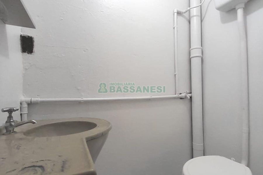 Casa Comercial com 200m², no bairro Centro em Caxias do Sul para Alugar