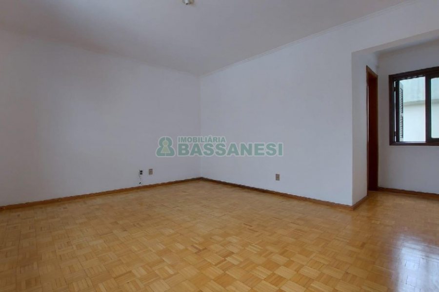Apartamento com 130m², 3 dormitórios, 1 vaga, no bairro Lourdes em Caxias do Sul para Alugar
