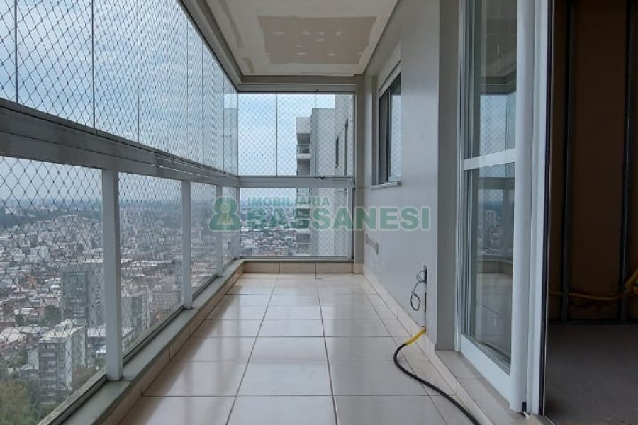 Apartamento com 115m², 2 dormitórios, 1 vaga, no bairro Madureira em Caxias do Sul para Comprar