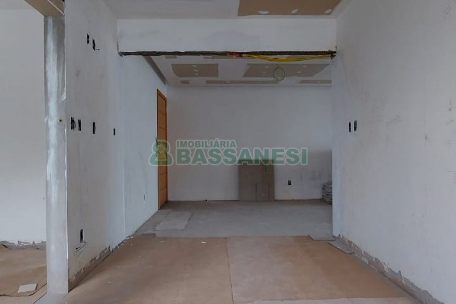 Apartamento com 115m², 2 dormitórios, 1 vaga, no bairro Madureira em Caxias do Sul para Comprar
