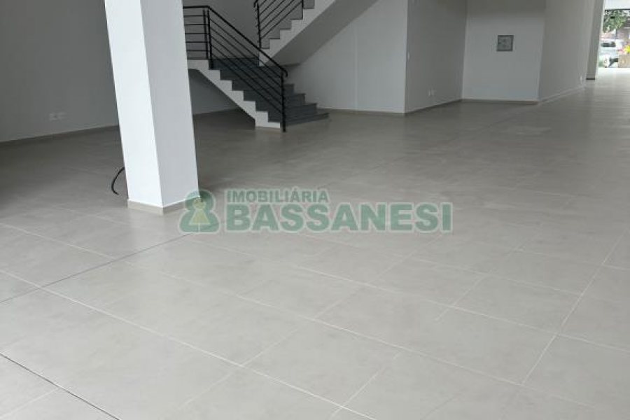 Loja com 260m², no bairro Centro em Caxias do Sul para Alugar