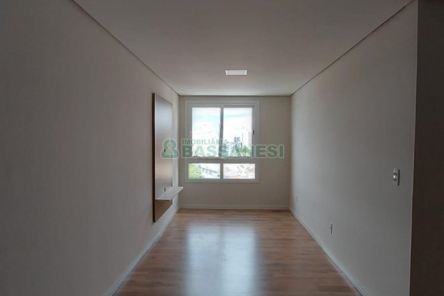 Apartamento com 48m², 1 dormitório, 1 vaga, no bairro Centro em Caxias do Sul para Alugar