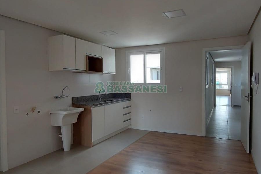 Apartamento com 48m², 1 dormitório, 1 vaga, no bairro Centro em Caxias do Sul para Alugar