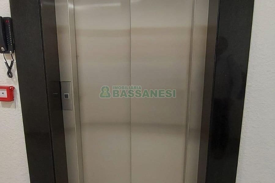 Apartamento com 48m², 1 dormitório, 1 vaga, no bairro Centro em Caxias do Sul para Alugar