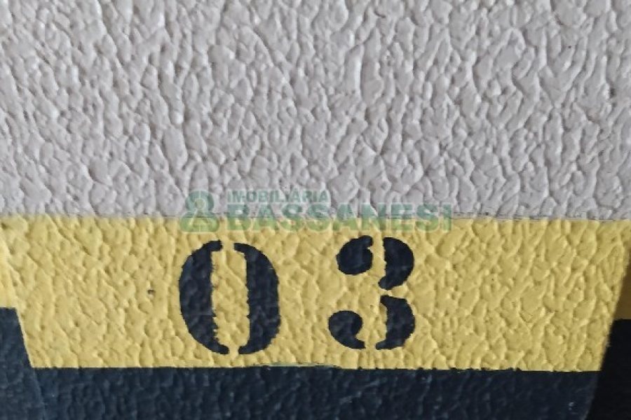 Apto Mobiliado com 52m², 2 dormitórios, 1 vaga, no bairro São Caetano em Caxias do Sul para Comprar