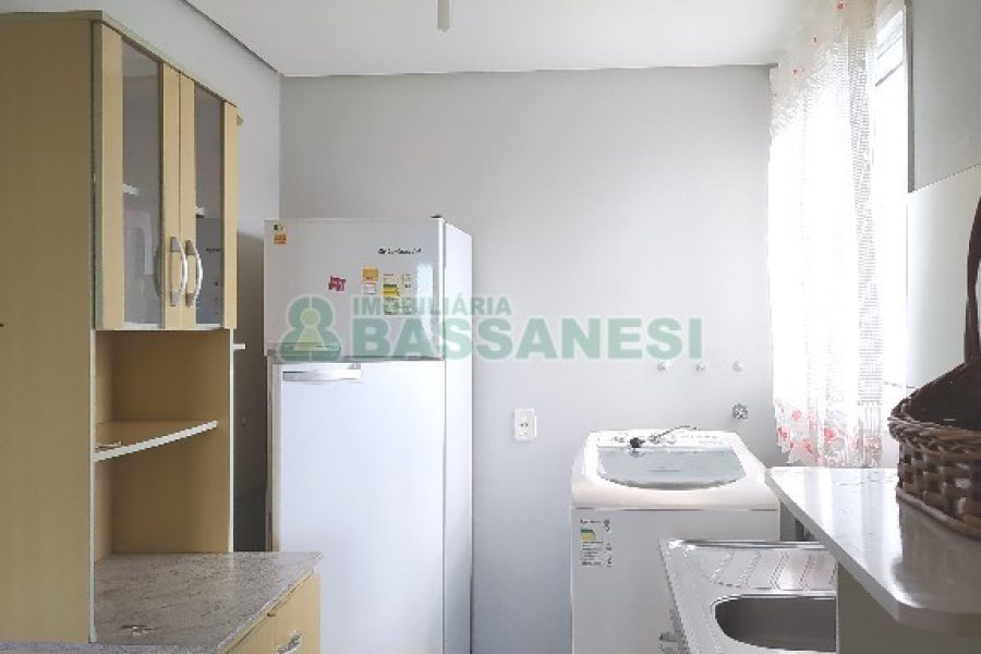 Apto Mobiliado com 52m², 2 dormitórios, 1 vaga, no bairro São Caetano em Caxias do Sul para Comprar