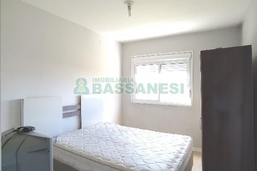 Apto Mobiliado com 52m², 2 dormitórios, 1 vaga, no bairro São Caetano em Caxias do Sul para Comprar