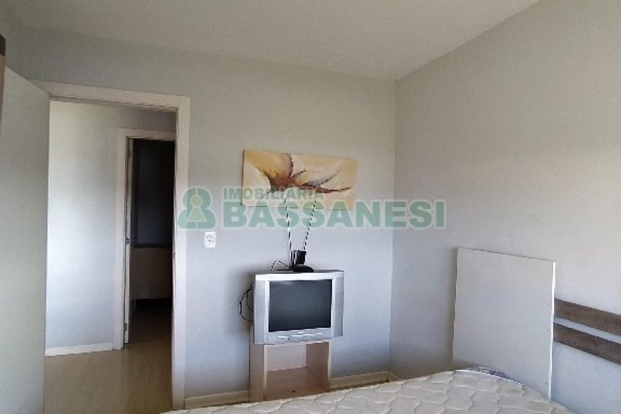Apto Mobiliado com 52m², 2 dormitórios, 1 vaga, no bairro São Caetano em Caxias do Sul para Comprar