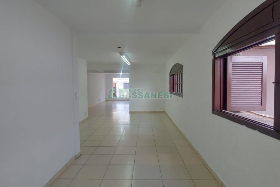 Loja com 110m², no bairro Jardim América em Caxias do Sul para Alugar