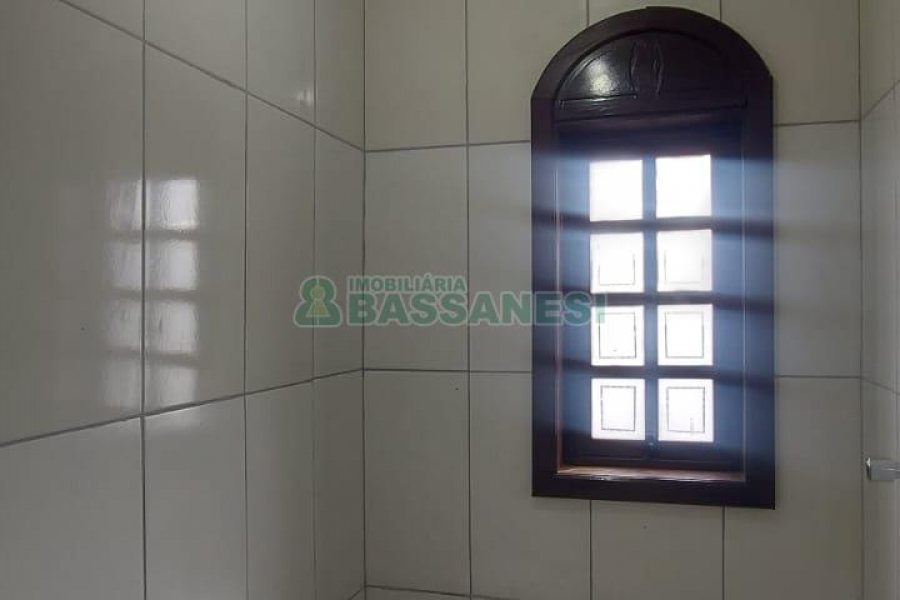 Loja com 110m², no bairro Jardim América em Caxias do Sul para Alugar