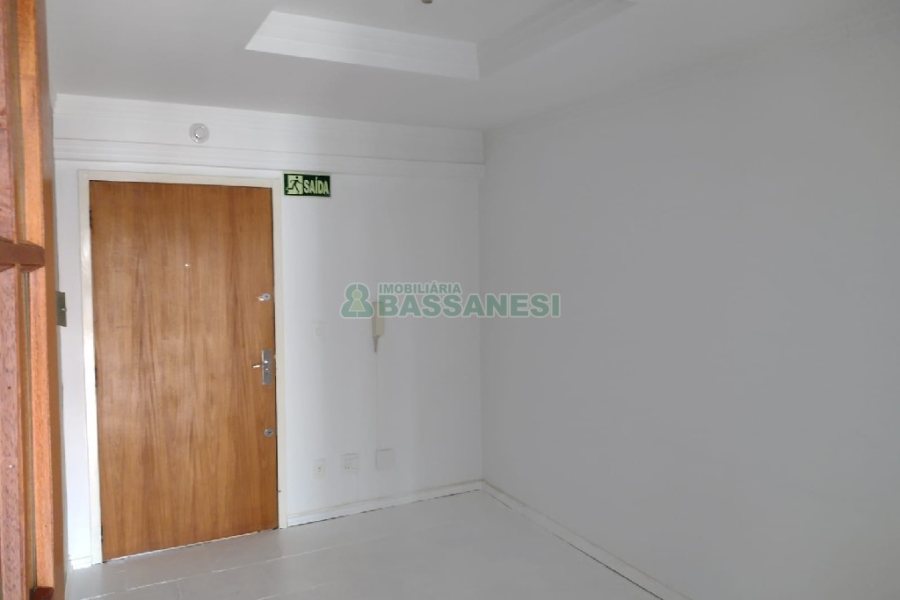 Sala com 39m², no bairro Centro em Caxias do Sul para Comprar