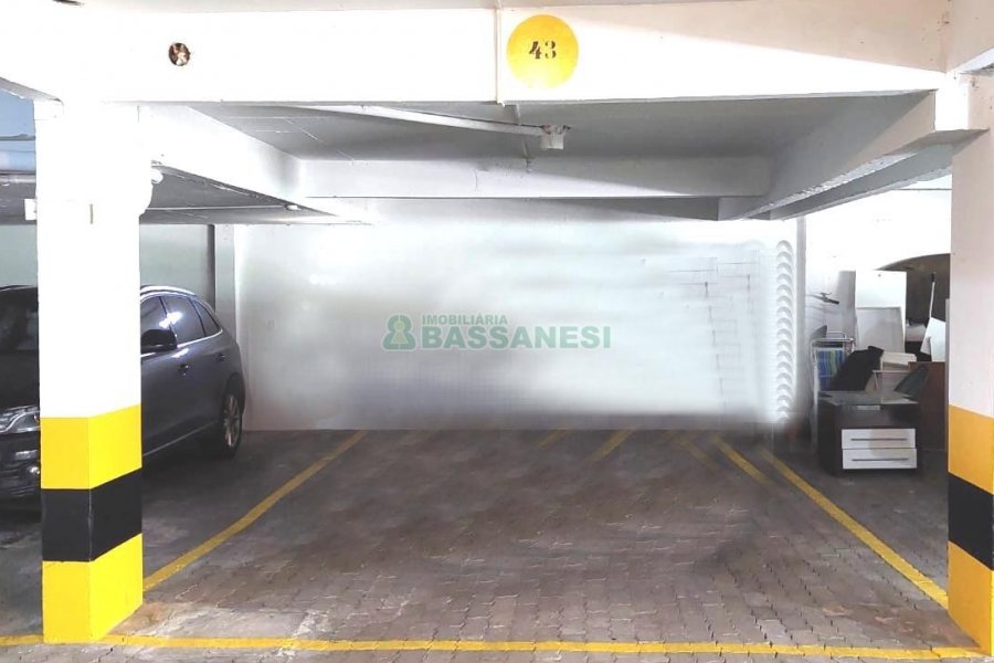 Apto Mobiliado com 116m², 3 dormitórios, 2 vagas, no bairro Santa Catarina em Caxias do Sul para Alugar