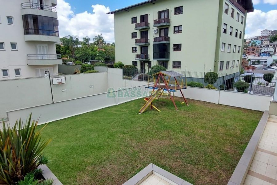 Apto Mobiliado com 116m², 3 dormitórios, 2 vagas, no bairro Santa Catarina em Caxias do Sul para Alugar