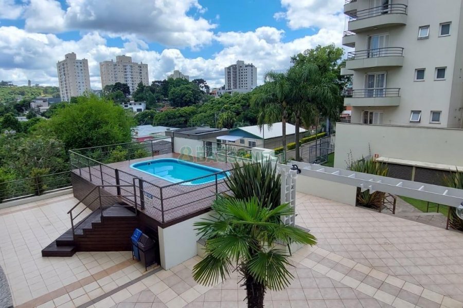 Apto Mobiliado com 116m², 3 dormitórios, 2 vagas, no bairro Santa Catarina em Caxias do Sul para Alugar