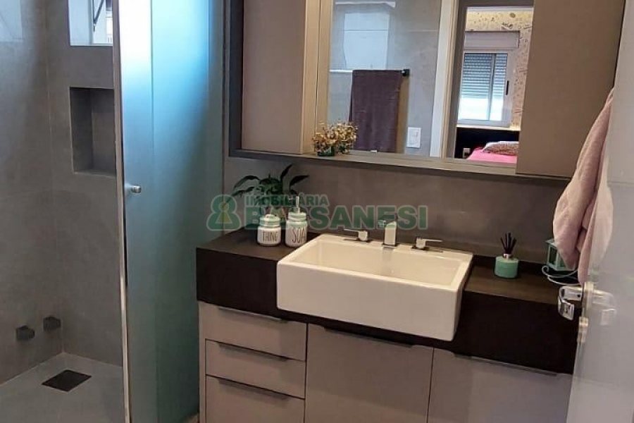 Apto Mobiliado com 116m², 3 dormitórios, 2 vagas, no bairro Santa Catarina em Caxias do Sul para Alugar