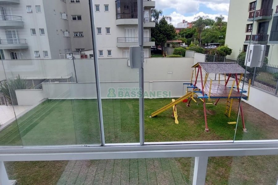 Apto Mobiliado com 116m², 3 dormitórios, 2 vagas, no bairro Santa Catarina em Caxias do Sul para Alugar