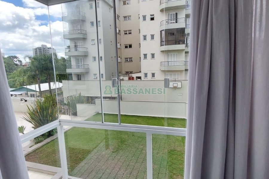 Apto Mobiliado com 116m², 3 dormitórios, 2 vagas, no bairro Santa Catarina em Caxias do Sul para Alugar
