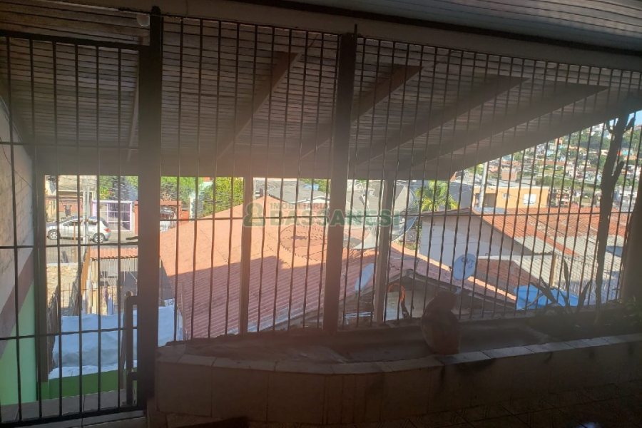 Casa com 252m², 5 dormitórios, no bairro Planalto em Caxias do Sul para Comprar