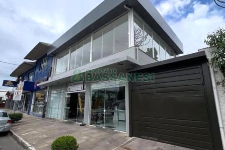 Casa com 215m², 3 dormitórios, 2 vagas, no bairro Bela Vista em Caxias do Sul para Alugar