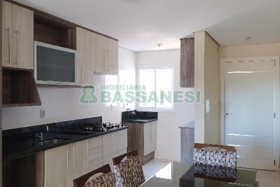 Apto Mobiliado com 59m², 2 dormitórios, 1 vaga, no bairro Panazzolo em Caxias do Sul para Comprar