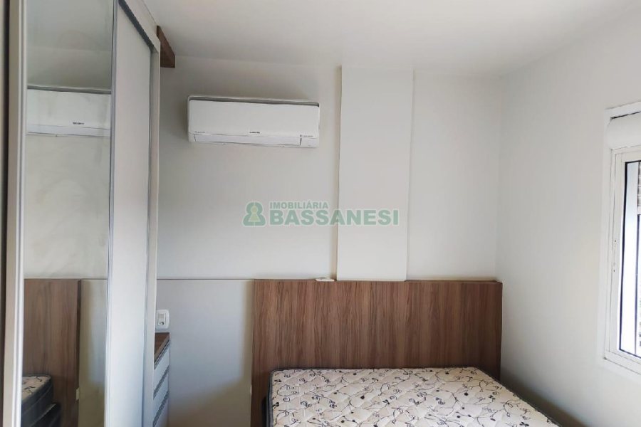 Apartamento com 63m², 2 dormitórios, 2 vagas, no bairro Nossa Senhora da Saúde em Caxias do Sul para Comprar