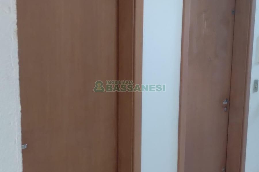 Apartamento com 45m², 2 dormitórios, 1 vaga, no bairro Morada dos Alpes em Caxias do Sul para Comprar