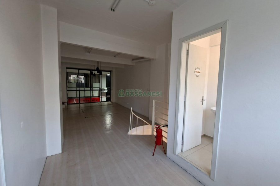 Loja com 37m², 1 vaga, no bairro São Pelegrino em Caxias do Sul para Alugar