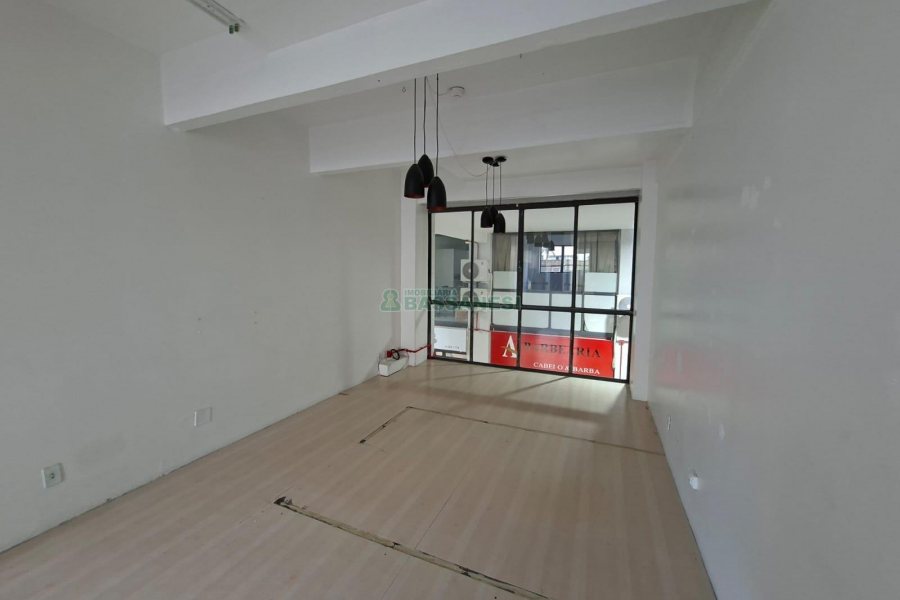 Loja com 37m², 1 vaga, no bairro São Pelegrino em Caxias do Sul para Alugar