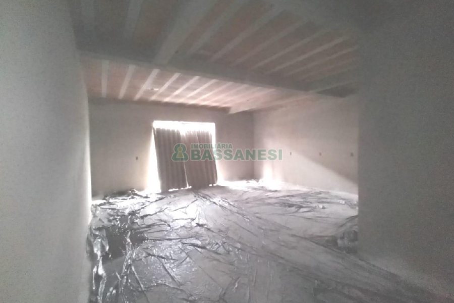 Loja com 44m², no bairro São Pelegrino em Caxias do Sul para Alugar