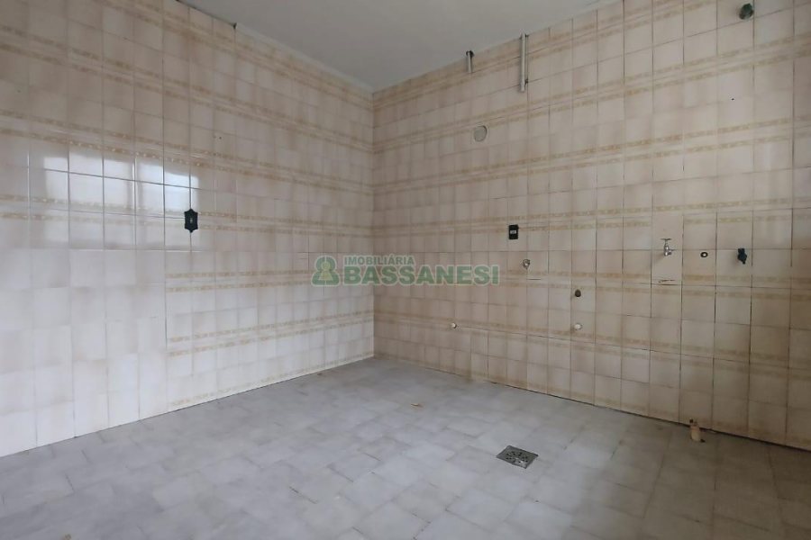 Casa com 283m², 5 dormitórios, 3 vagas, no bairro Jardim América em Caxias do Sul para Alugar ou Comprar