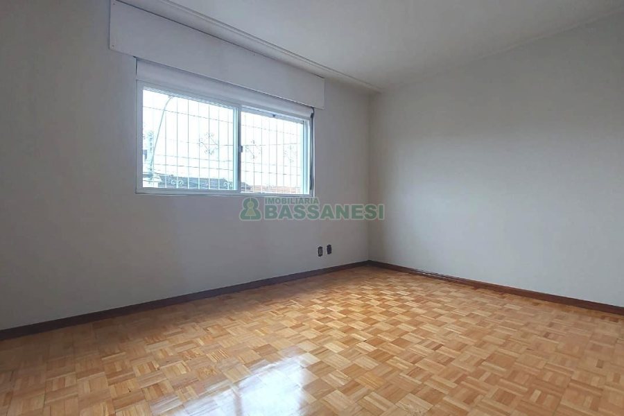 Casa com 283m², 5 dormitórios, 3 vagas, no bairro Jardim América em Caxias do Sul para Alugar ou Comprar