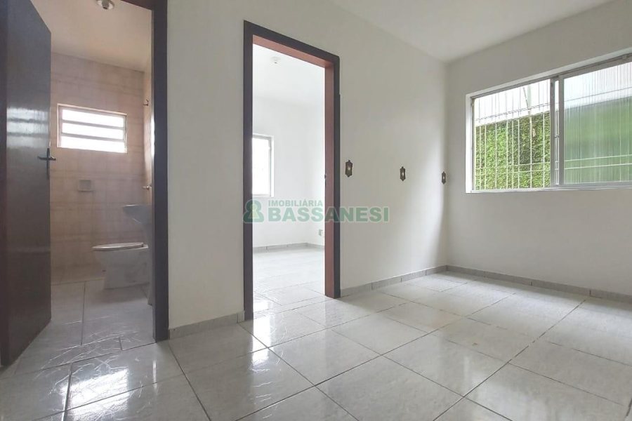 Casa com 283m², 5 dormitórios, 3 vagas, no bairro Jardim América em Caxias do Sul para Alugar ou Comprar
