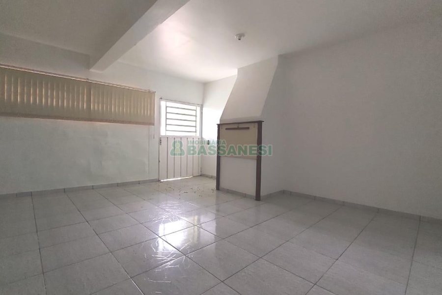 Casa com 283m², 5 dormitórios, 3 vagas, no bairro Jardim América em Caxias do Sul para Alugar ou Comprar