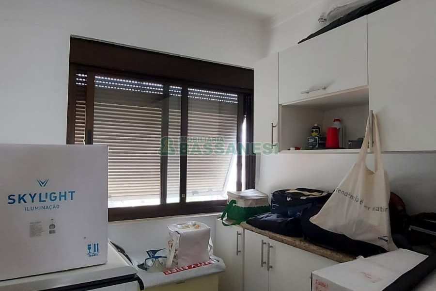 Apto/Cobertura com 328m², 3 dormitórios, 4 vagas, no bairro De Lazzer em Caxias do Sul para Comprar