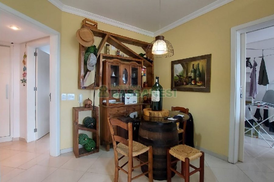 Apto/Cobertura com 328m², 3 dormitórios, 4 vagas, no bairro De Lazzer em Caxias do Sul para Comprar