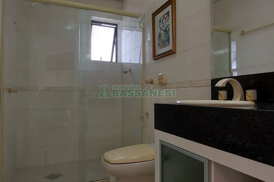 Apto/Cobertura com 328m², 3 dormitórios, 4 vagas, no bairro De Lazzer em Caxias do Sul para Comprar