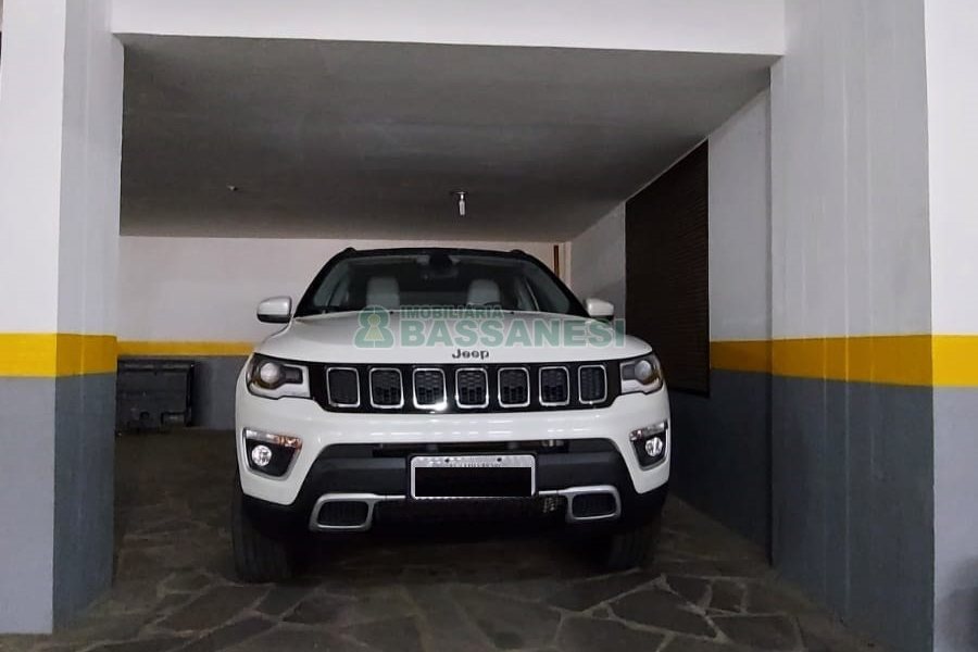 Apto/Cobertura com 328m², 3 dormitórios, 4 vagas, no bairro De Lazzer em Caxias do Sul para Comprar