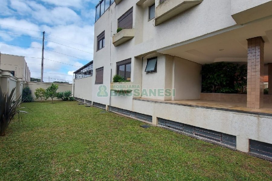Apto/Cobertura com 328m², 3 dormitórios, 4 vagas, no bairro De Lazzer em Caxias do Sul para Comprar