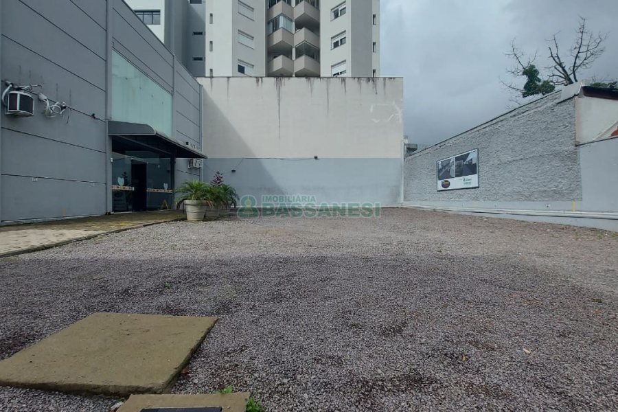 Espaço com 177m², no bairro São Pelegrino em Caxias do Sul para Alugar