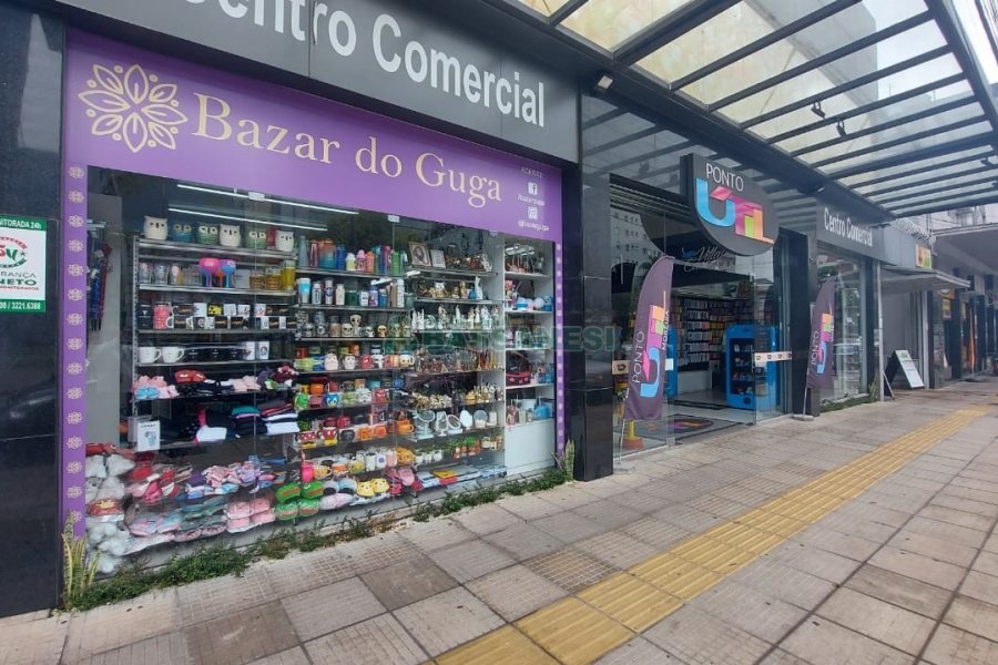 Espaço com 177m², no bairro São Pelegrino em Caxias do Sul para Alugar