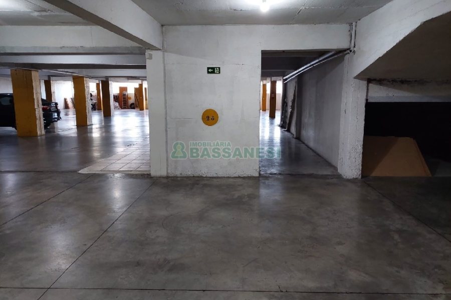 Apartamento, 3 dormitórios, 2 vagas, no bairro Centro em Caxias do Sul para Comprar