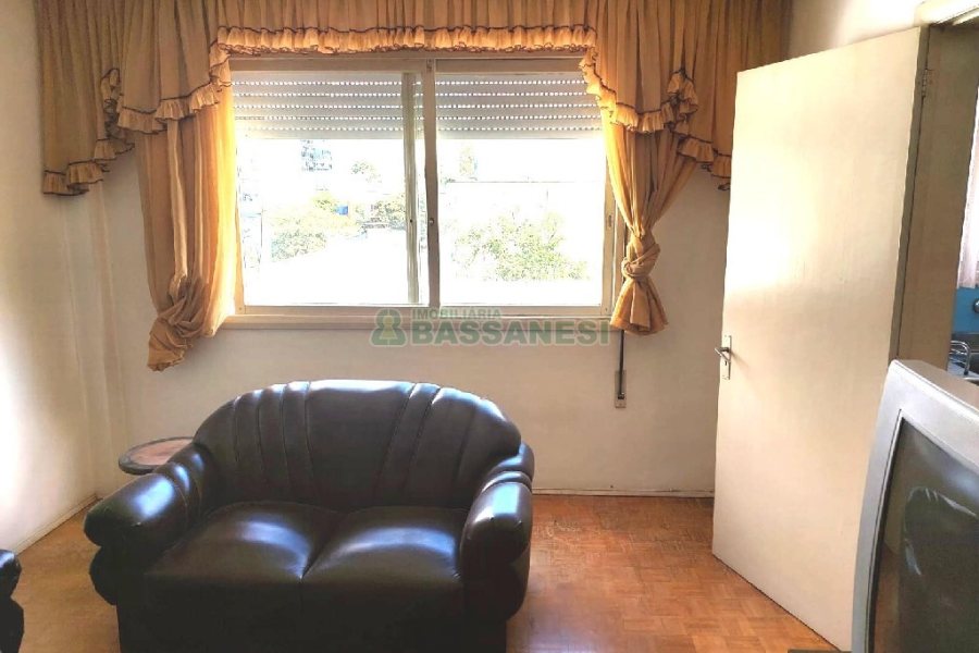 Apartamento com 110m², 3 dormitórios, 1 vaga, no bairro São Pelegrino em Caxias do Sul para Comprar