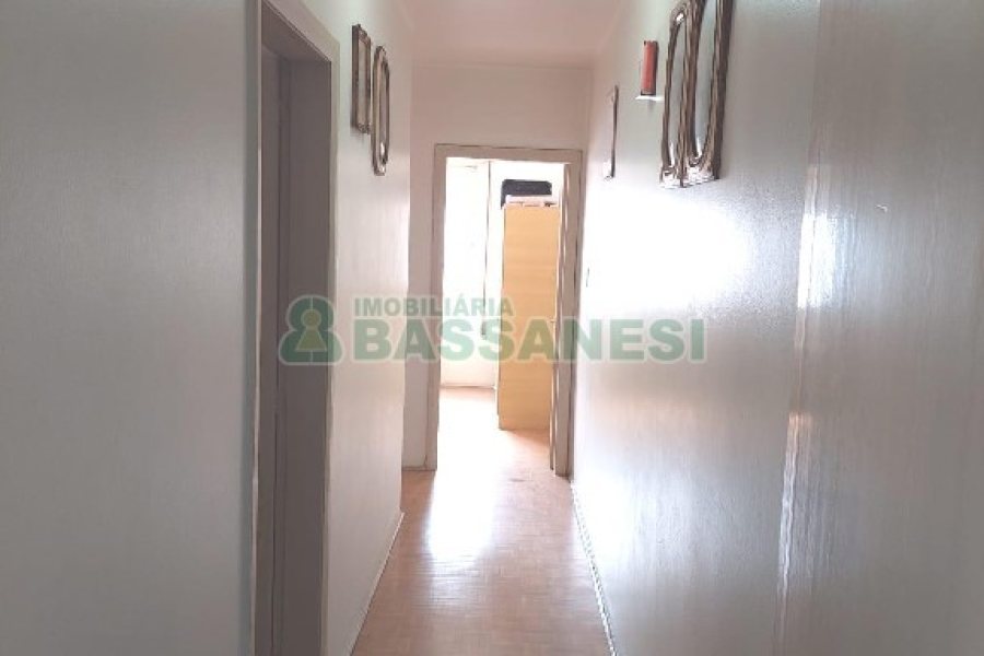 Apartamento com 110m², 3 dormitórios, 1 vaga, no bairro São Pelegrino em Caxias do Sul para Comprar
