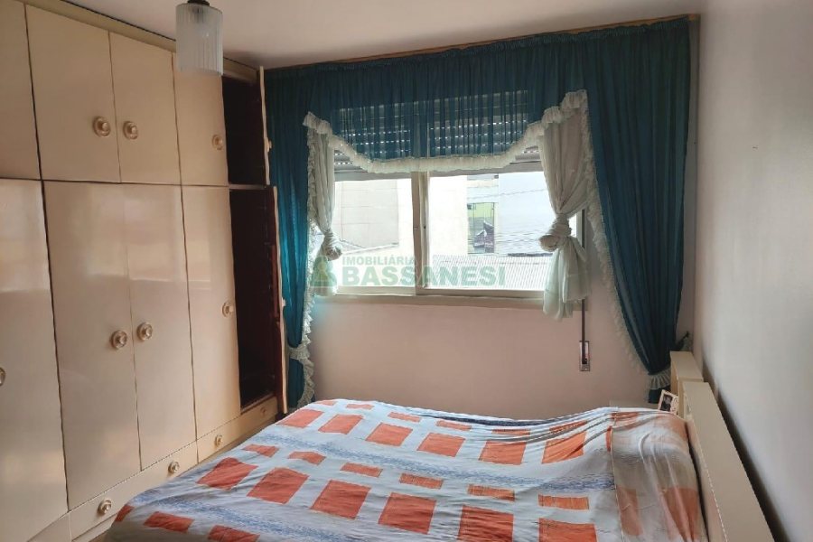 Apartamento com 110m², 3 dormitórios, 1 vaga, no bairro São Pelegrino em Caxias do Sul para Comprar