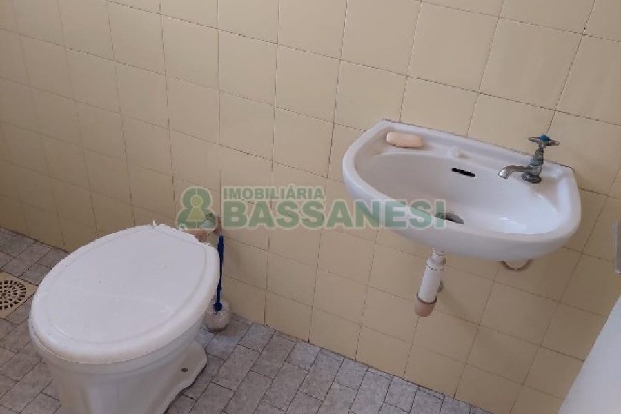 Apartamento com 110m², 3 dormitórios, 1 vaga, no bairro São Pelegrino em Caxias do Sul para Comprar